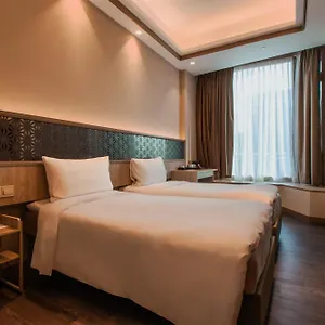 Hotel Aqueen Prestige Jalan Besar Singapore